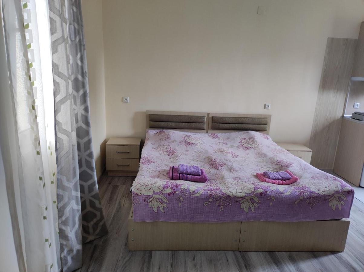 Guest House Koba Batumi Exterior foto